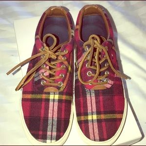 Cute Hilfiger sneakers